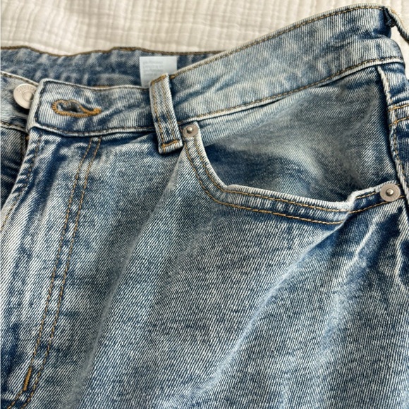 HM Denim Mom Jean - Picture 3 of 9